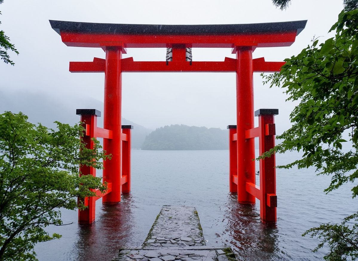 Lake Ashi